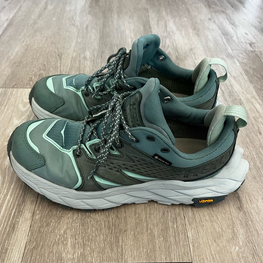 Hoka Anacapa Low Gore-Tex Waterproof Hiking Shoes